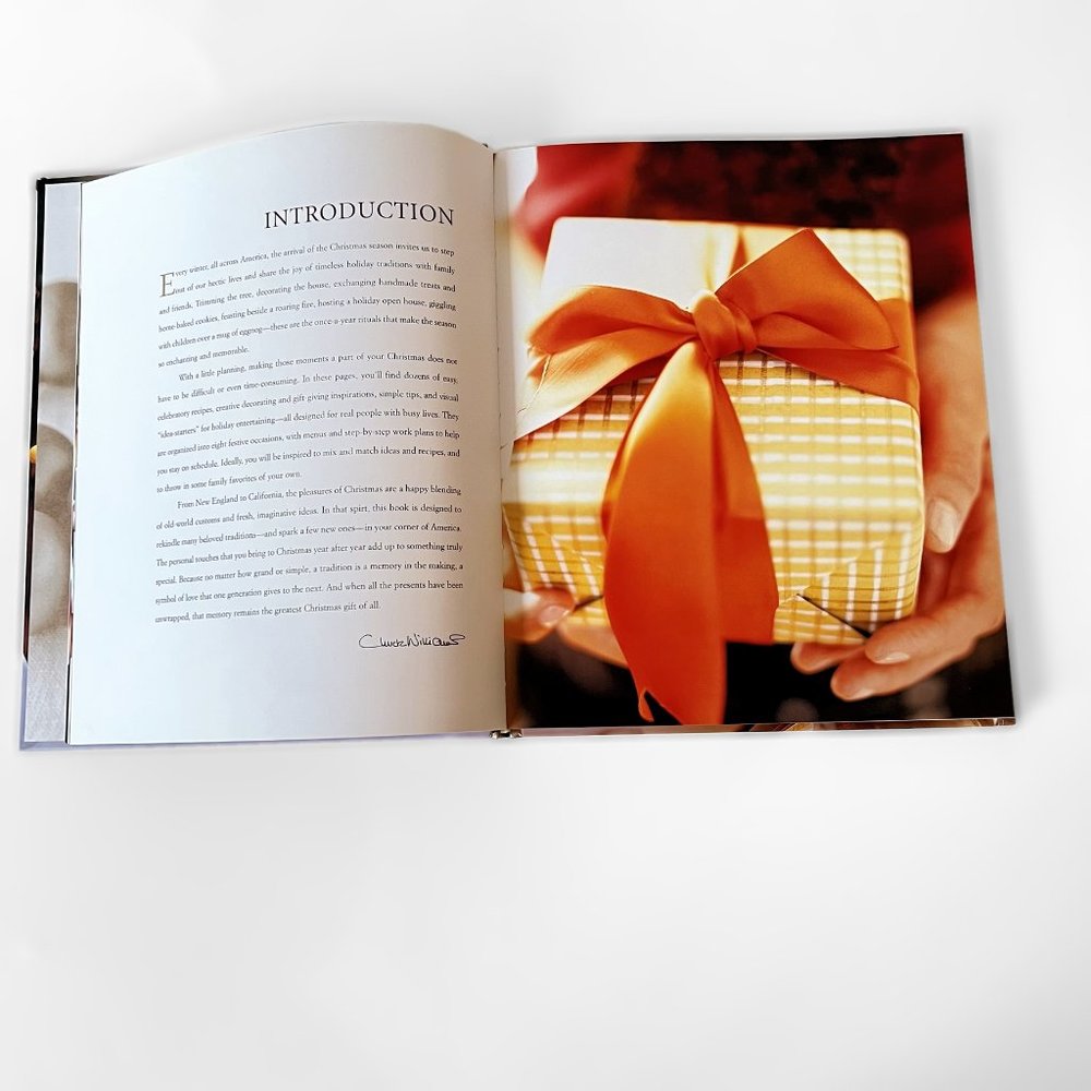Williams-Sonoma Holiday Entertaining Book Cook Book Hard Cover- Large - Picture 13 of 15
